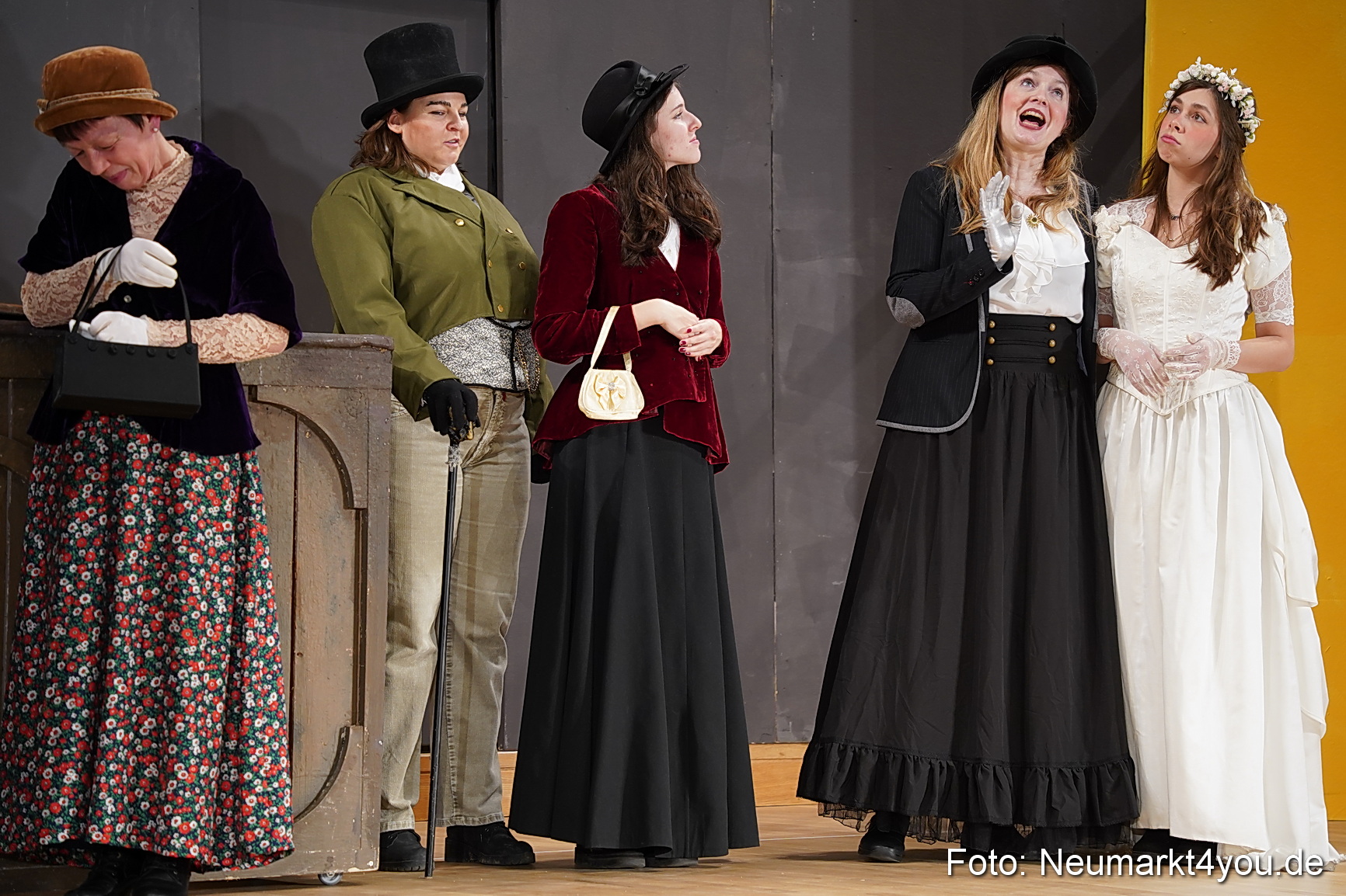 Der Florentinerhut Schloss Spiele Neumarkt 0044