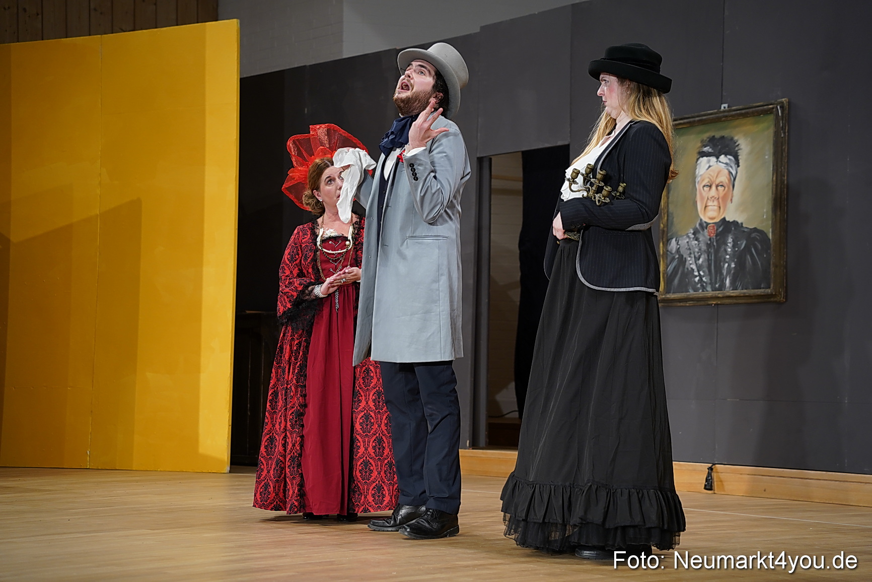 Der Florentinerhut Schloss Spiele Neumarkt 0078