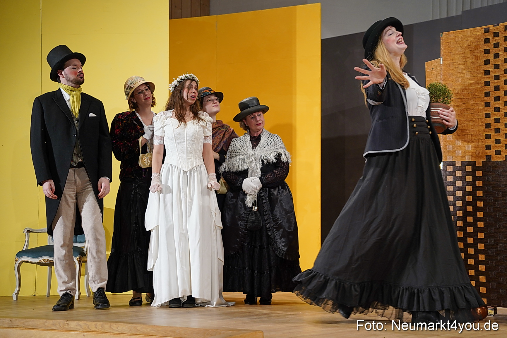 Der Florentinerhut Schloss Spiele Neumarkt 0093