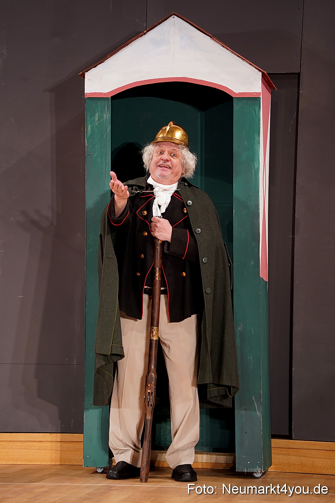 Der Florentinerhut Schloss Spiele Neumarkt 0106