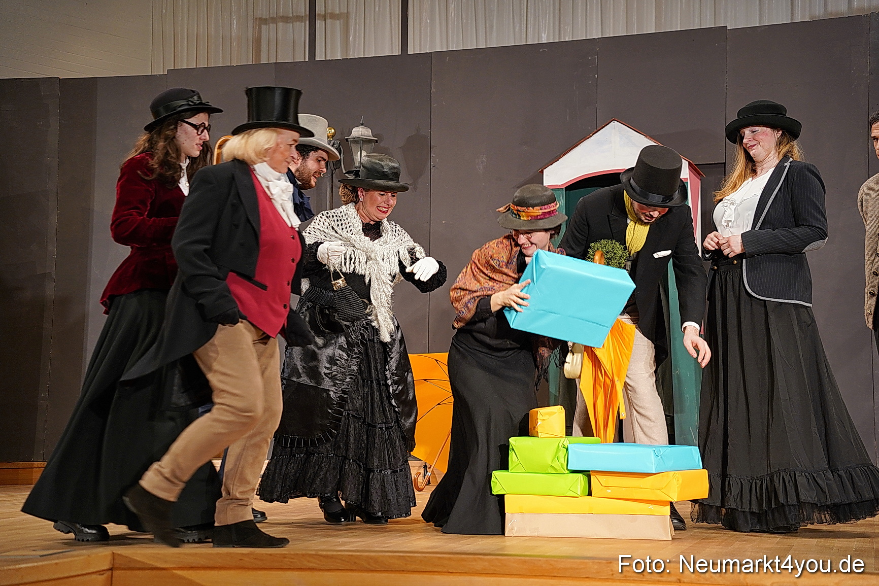 Der Florentinerhut Schloss Spiele Neumarkt 0118