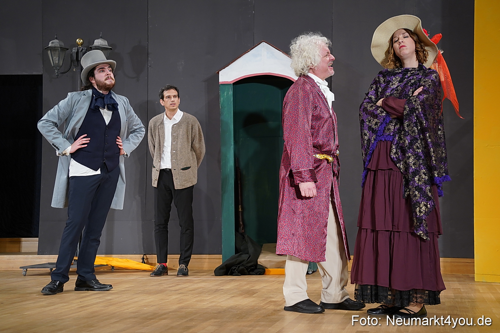 Der Florentinerhut Schloss Spiele Neumarkt 0127