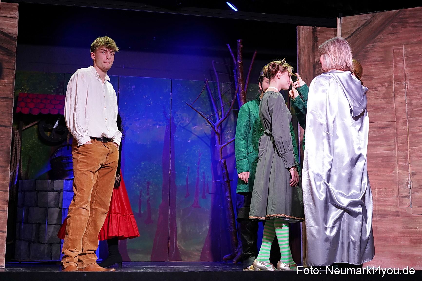 Der Teufel mit den goldenen Haaren 2024 0003