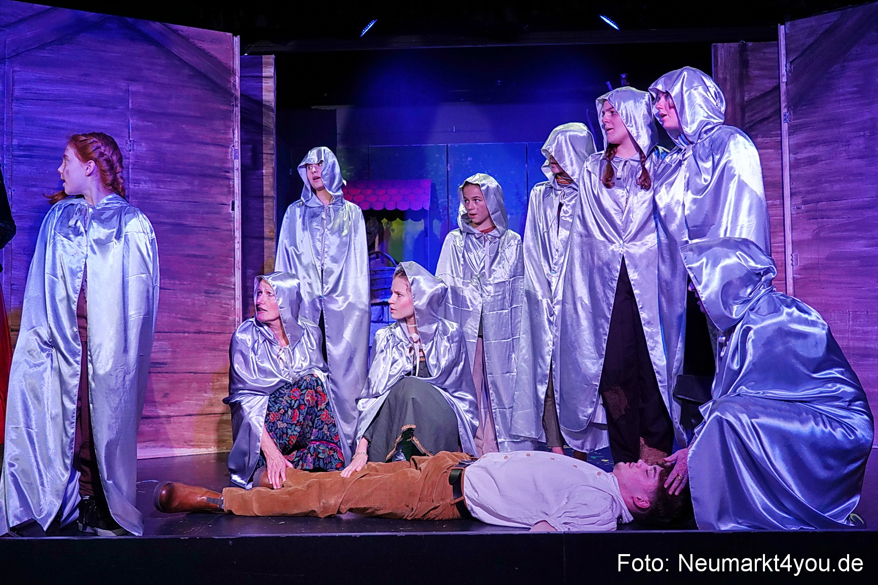 Der Teufel mit den goldenen Haaren 2024 0010