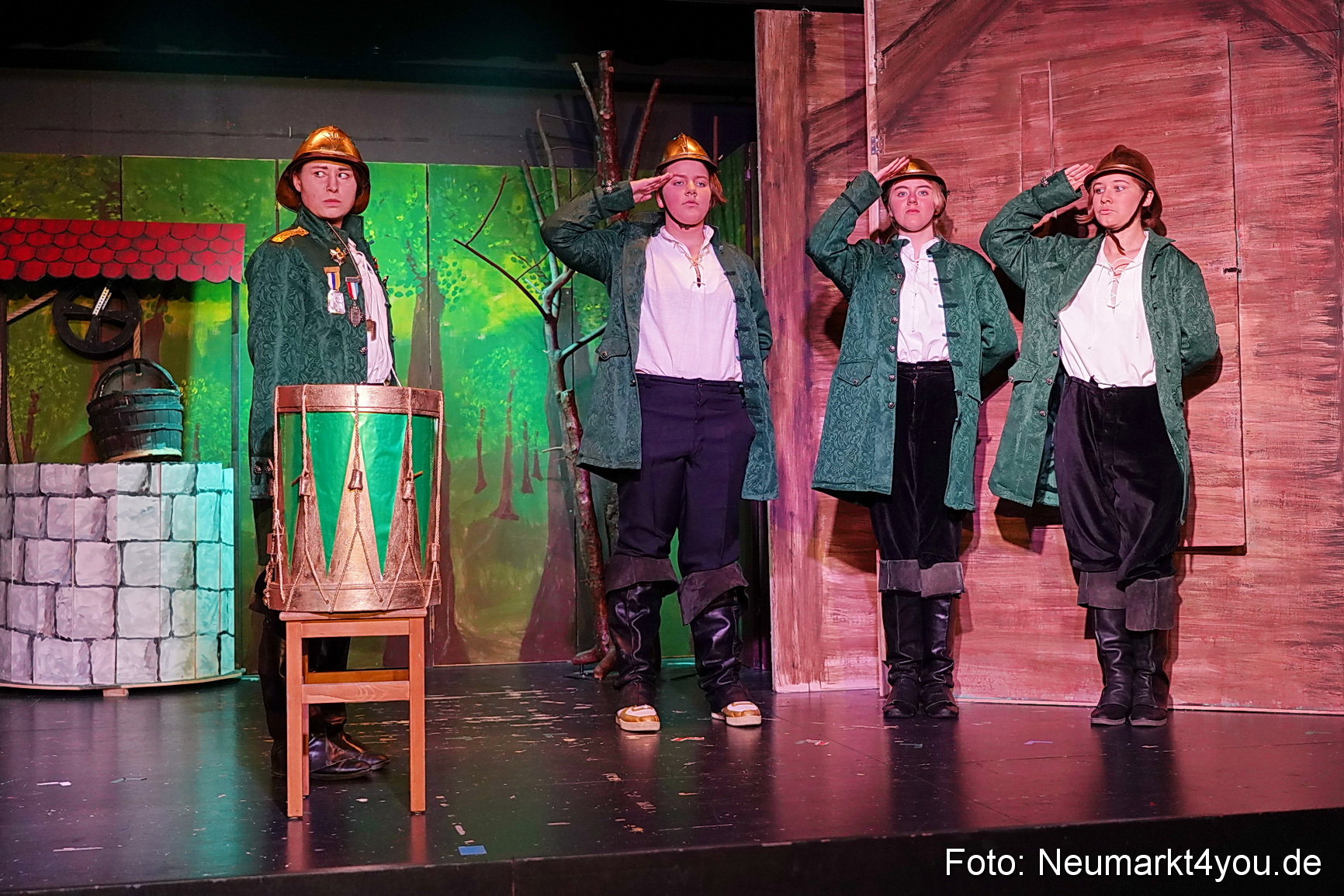 Der Teufel mit den goldenen Haaren 2024 0017