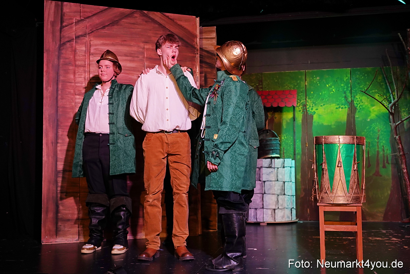 Der Teufel mit den goldenen Haaren 2024 0019