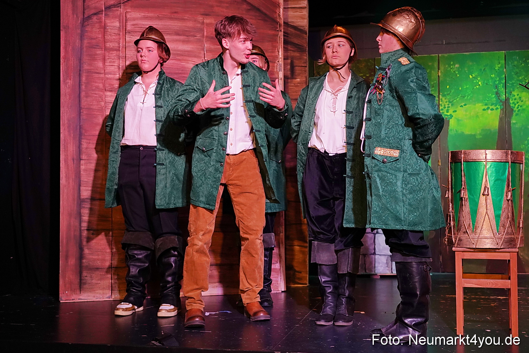 Der Teufel mit den goldenen Haaren 2024 0020