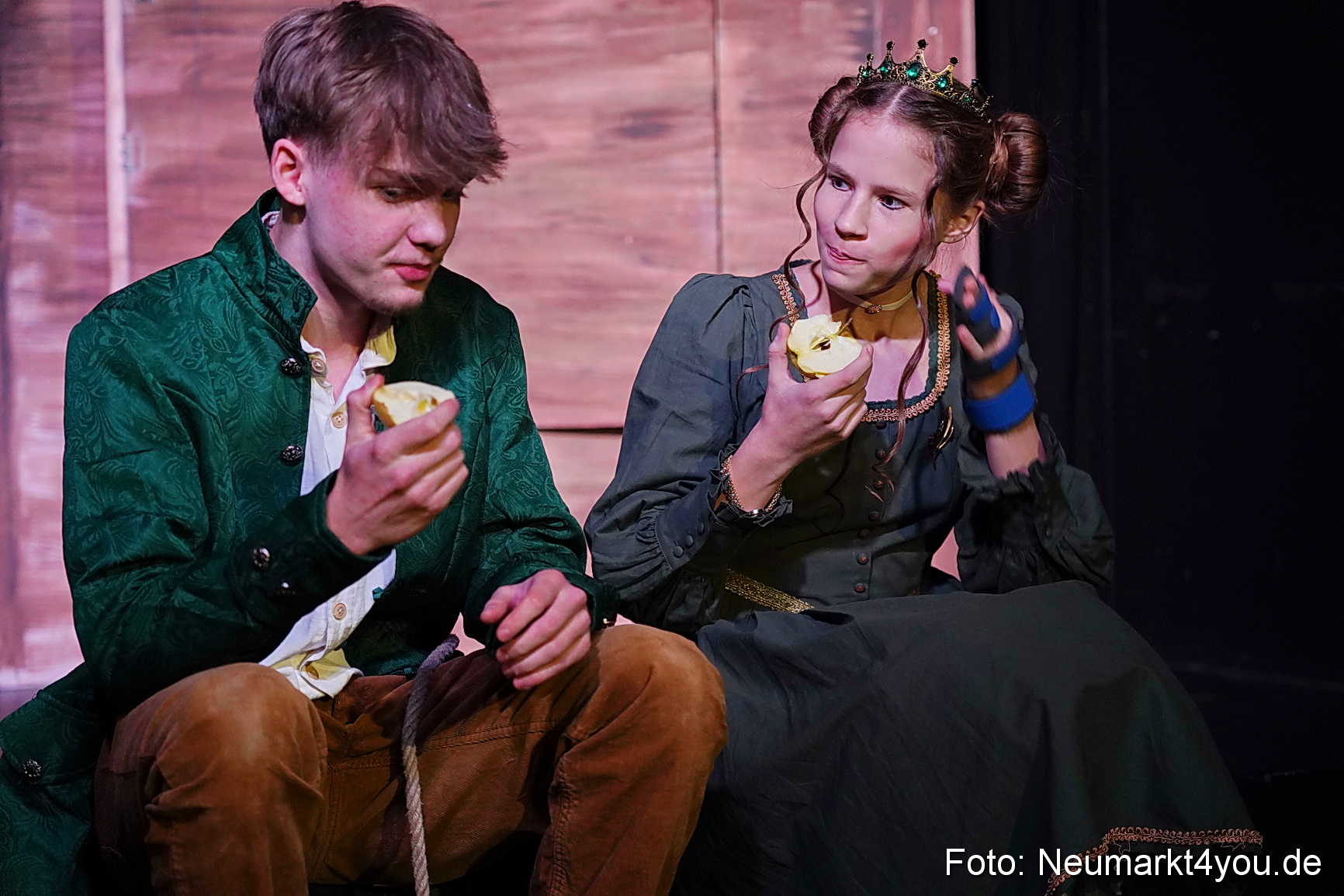 Der Teufel mit den goldenen Haaren 2024 0025