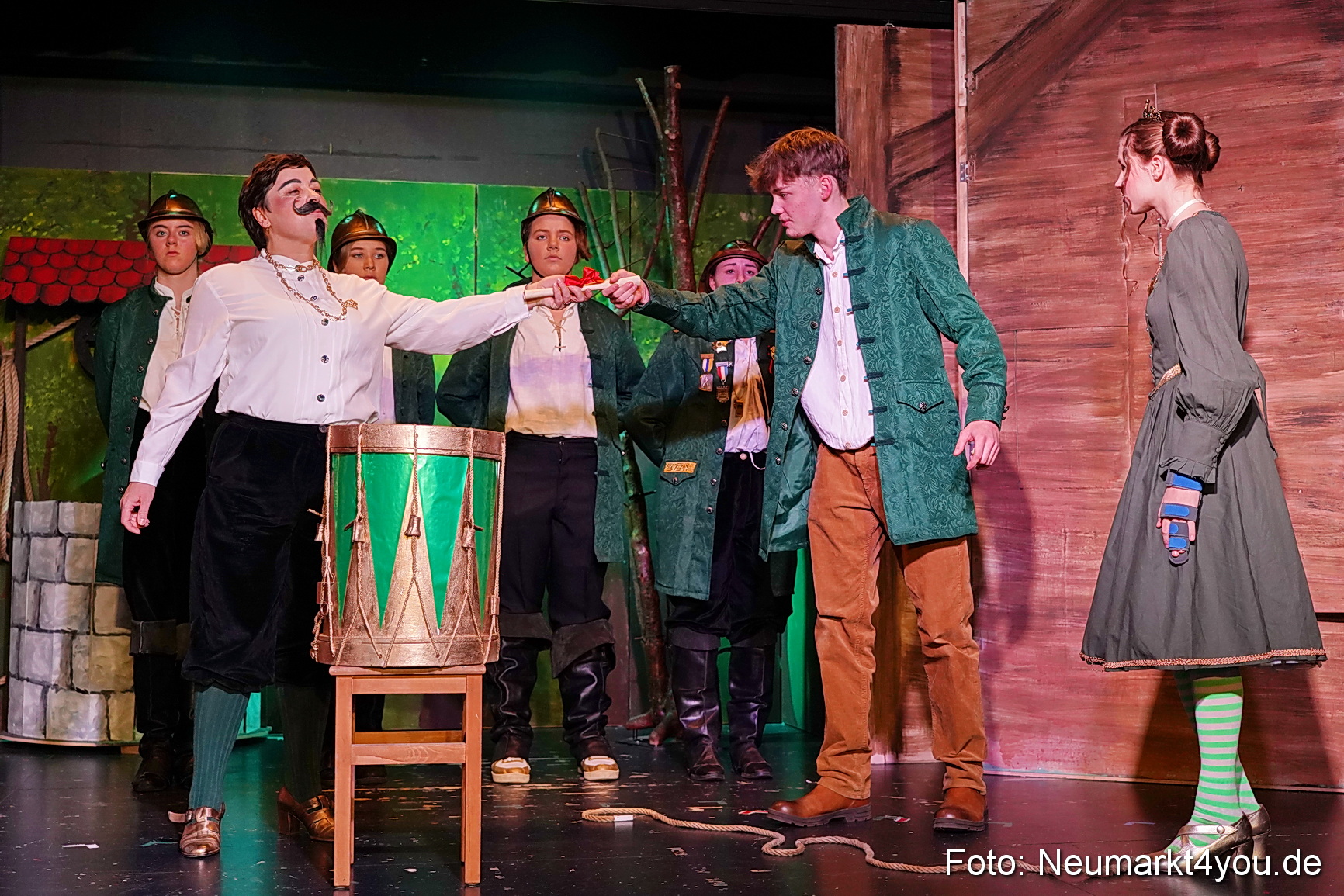 Der Teufel mit den goldenen Haaren 2024 0028