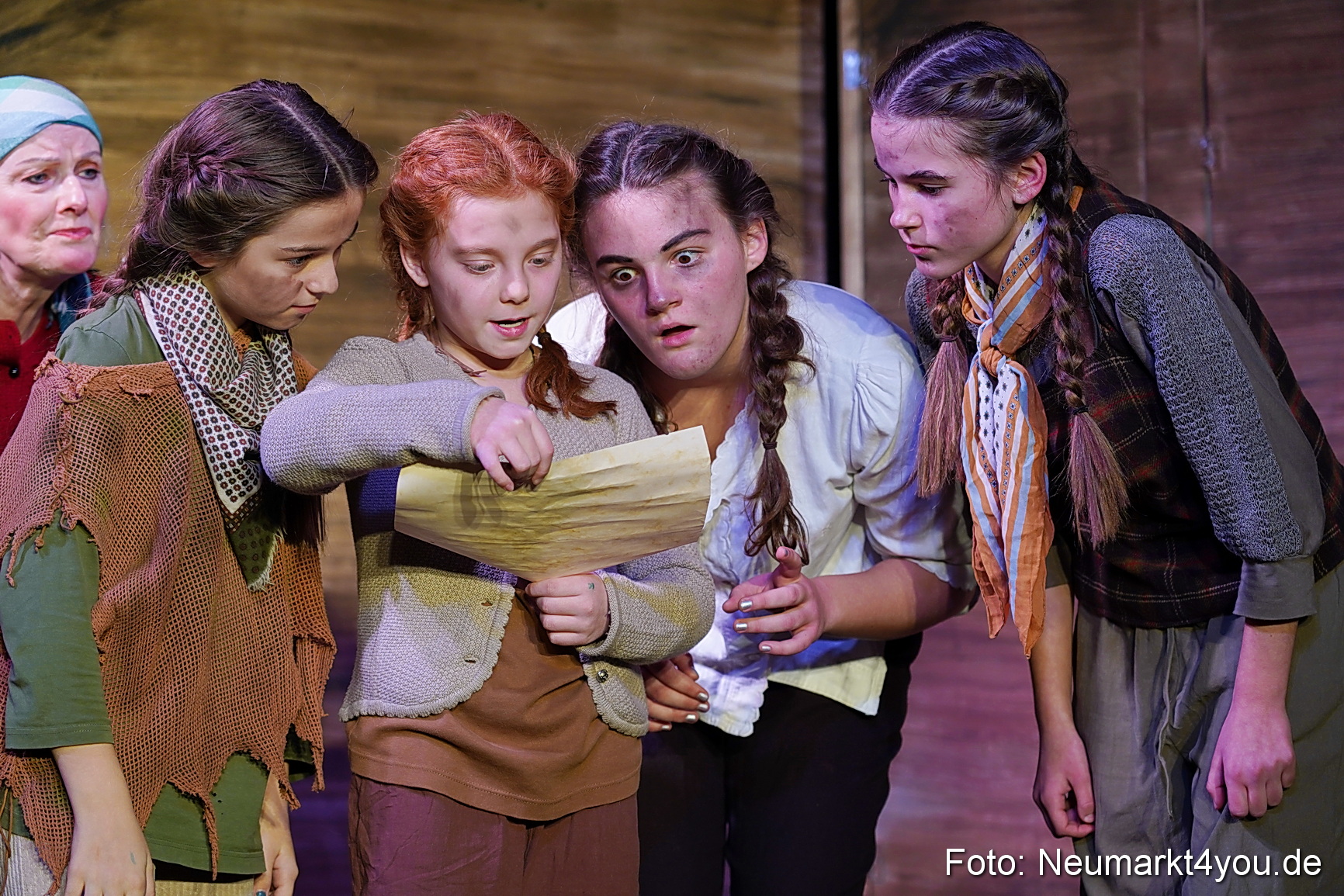 Der Teufel mit den goldenen Haaren 2024 0045