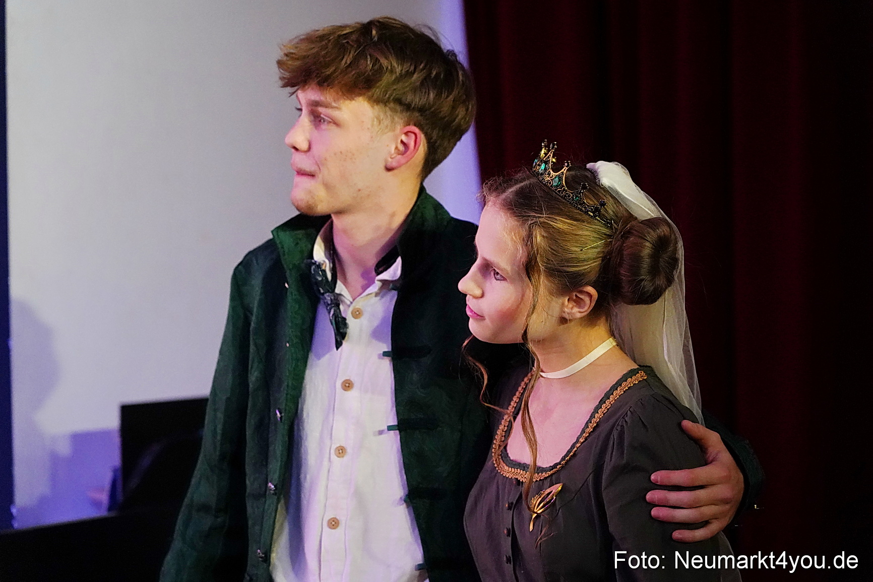 Der Teufel mit den goldenen Haaren 2024 0058