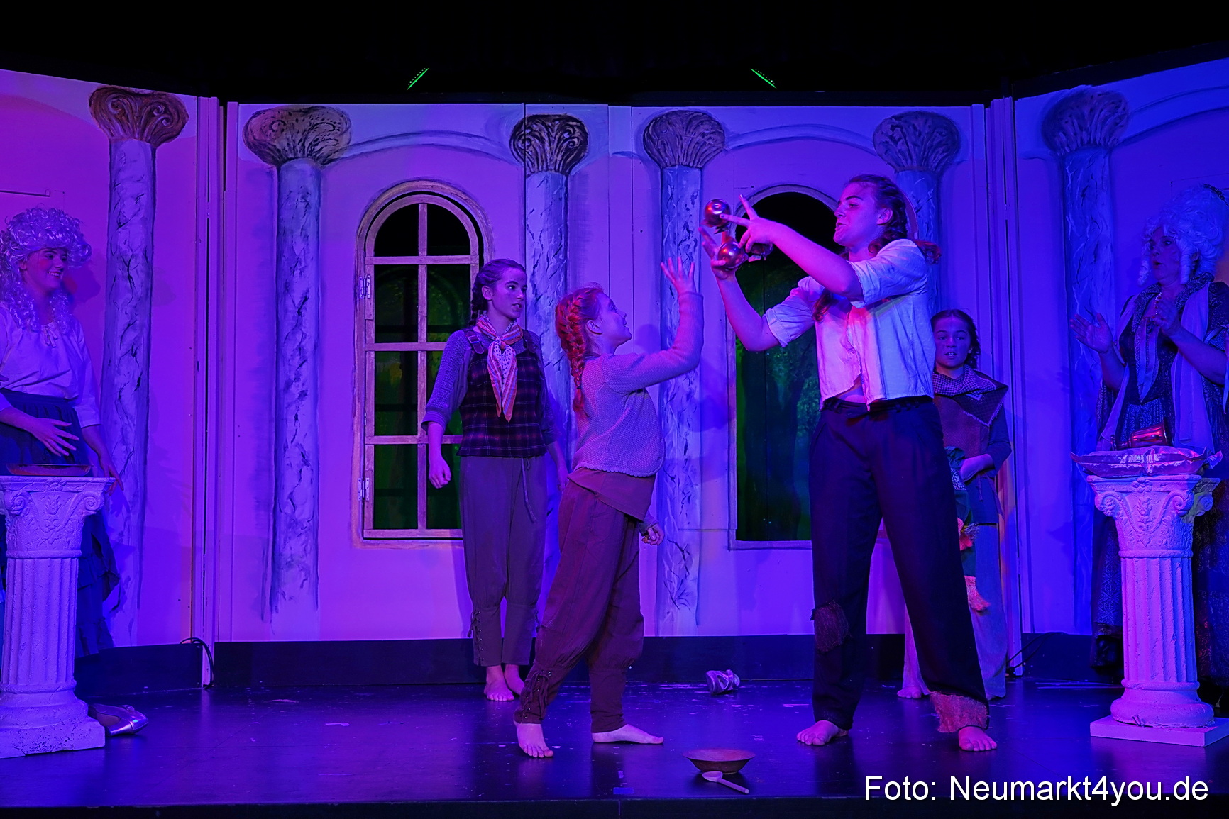 Der Teufel mit den goldenen Haaren 2024 0061