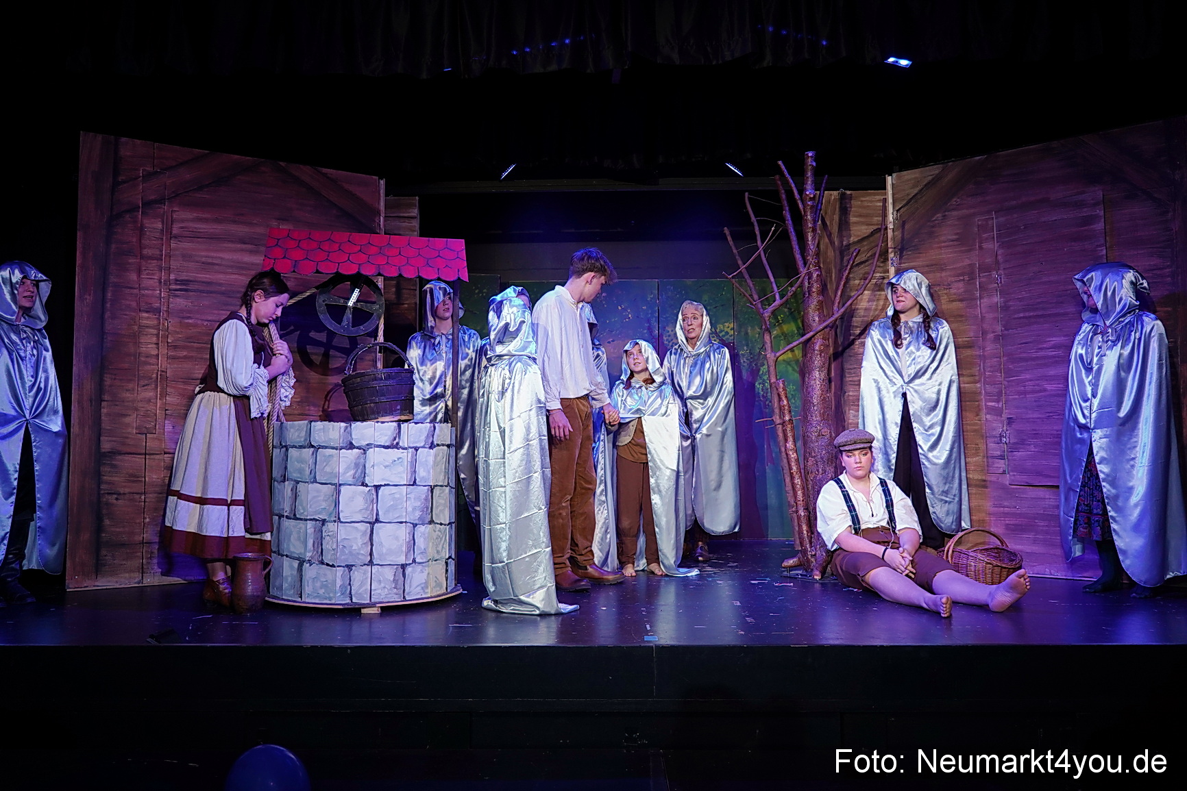 Der Teufel mit den goldenen Haaren 2024 0072