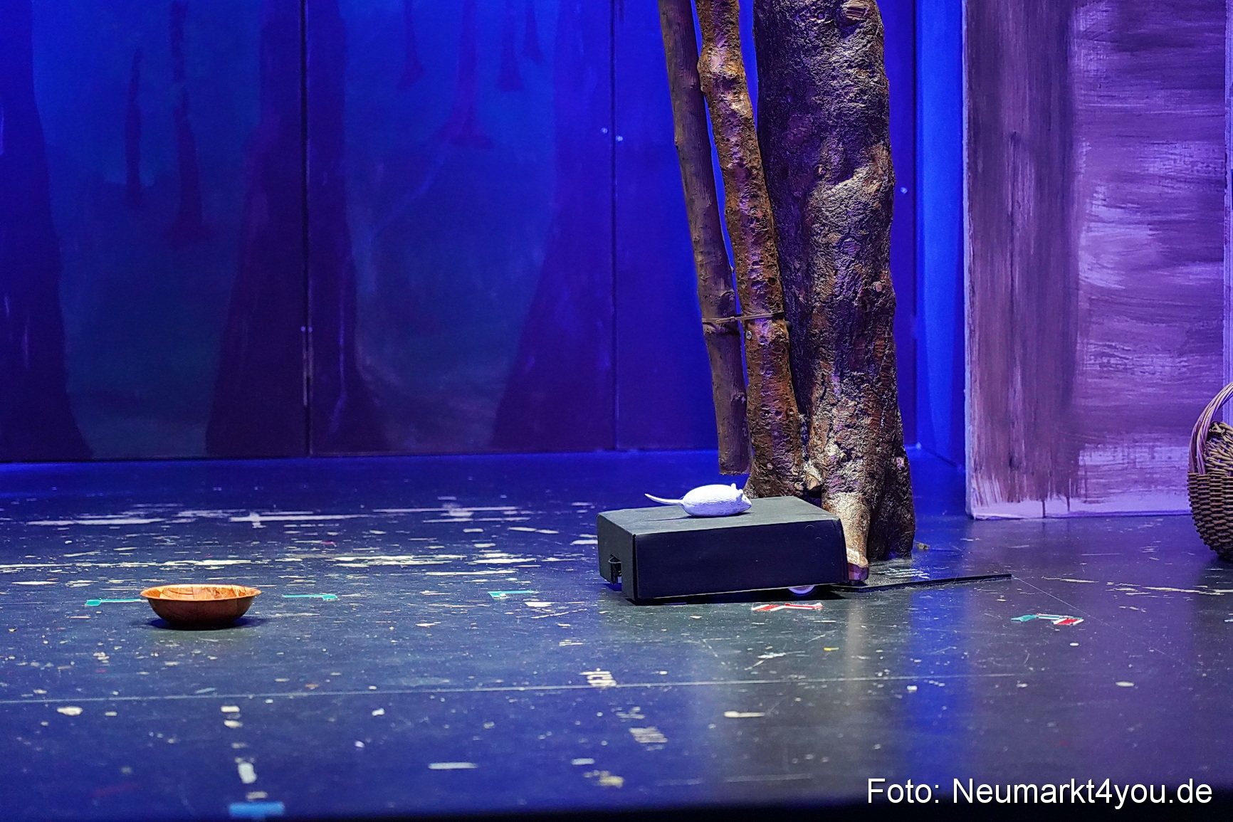 Der Teufel mit den goldenen Haaren 2024 0090