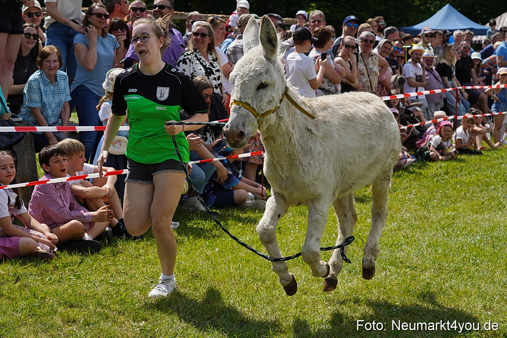 Eselrennen Fruehlingsfest Neumarkt 2024 0057