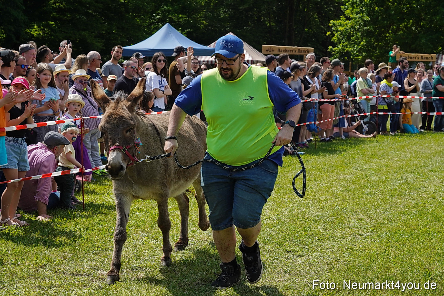 Eselrennen Fruehlingsfest Neumarkt 2024 0073