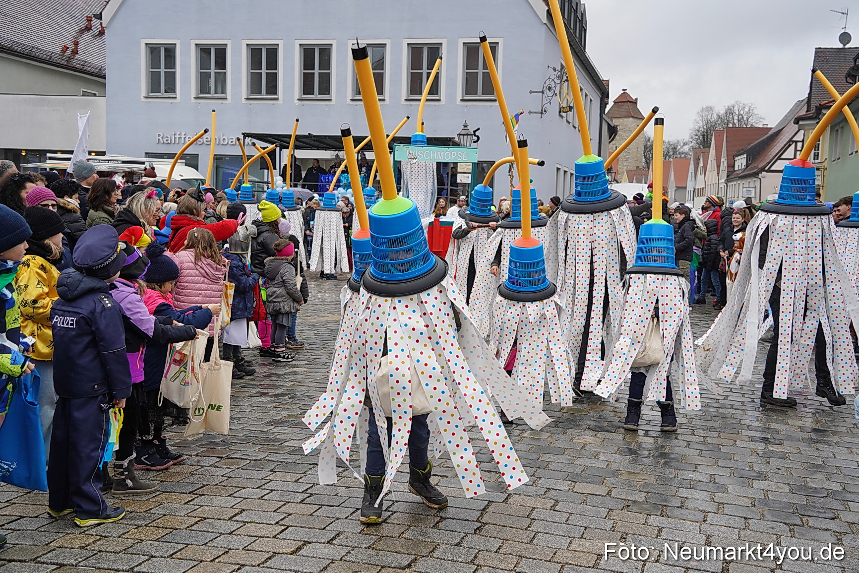 Faschingsumzug Berching 2024 0114