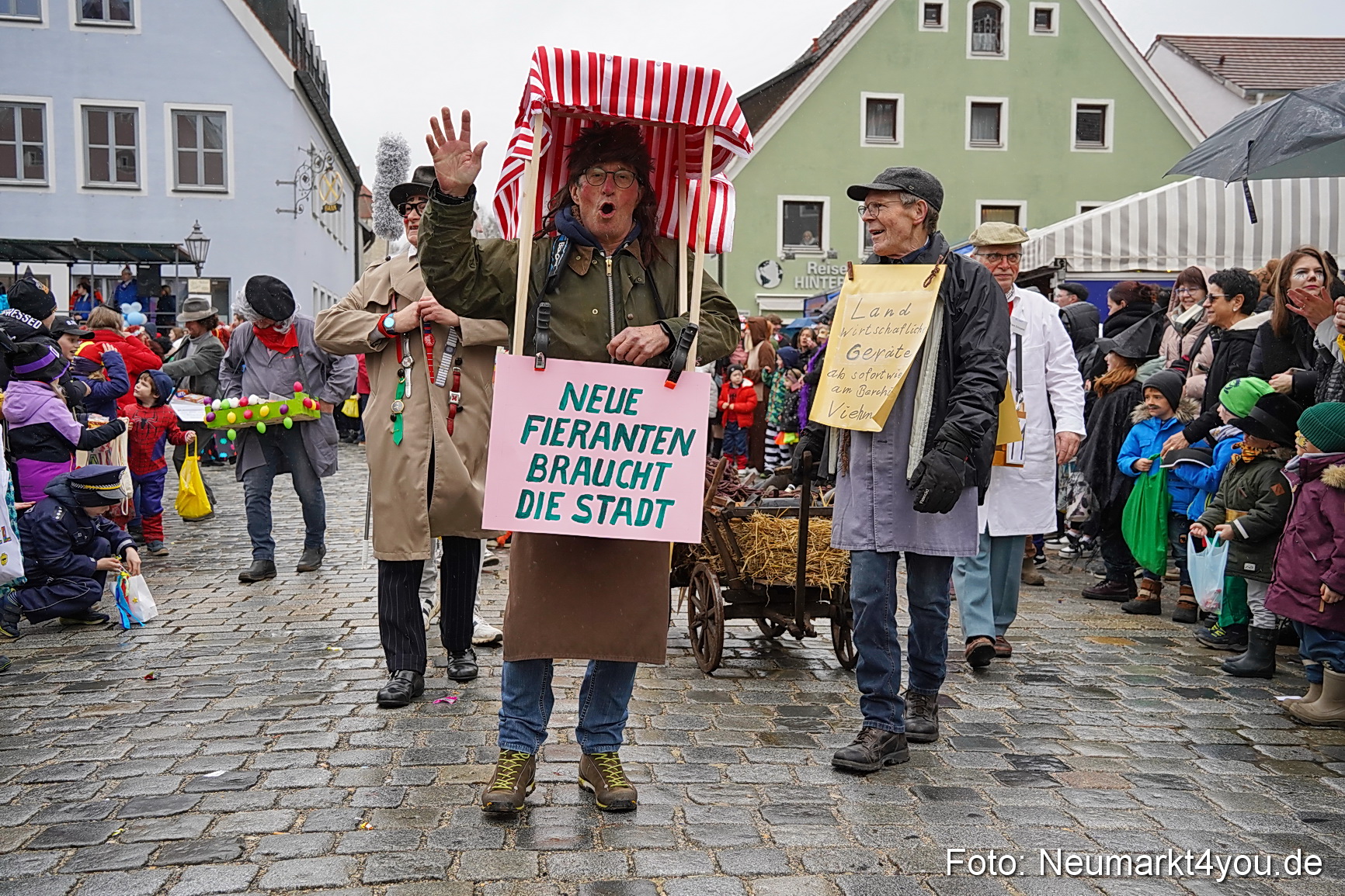 Faschingsumzug Berching 2024 0197