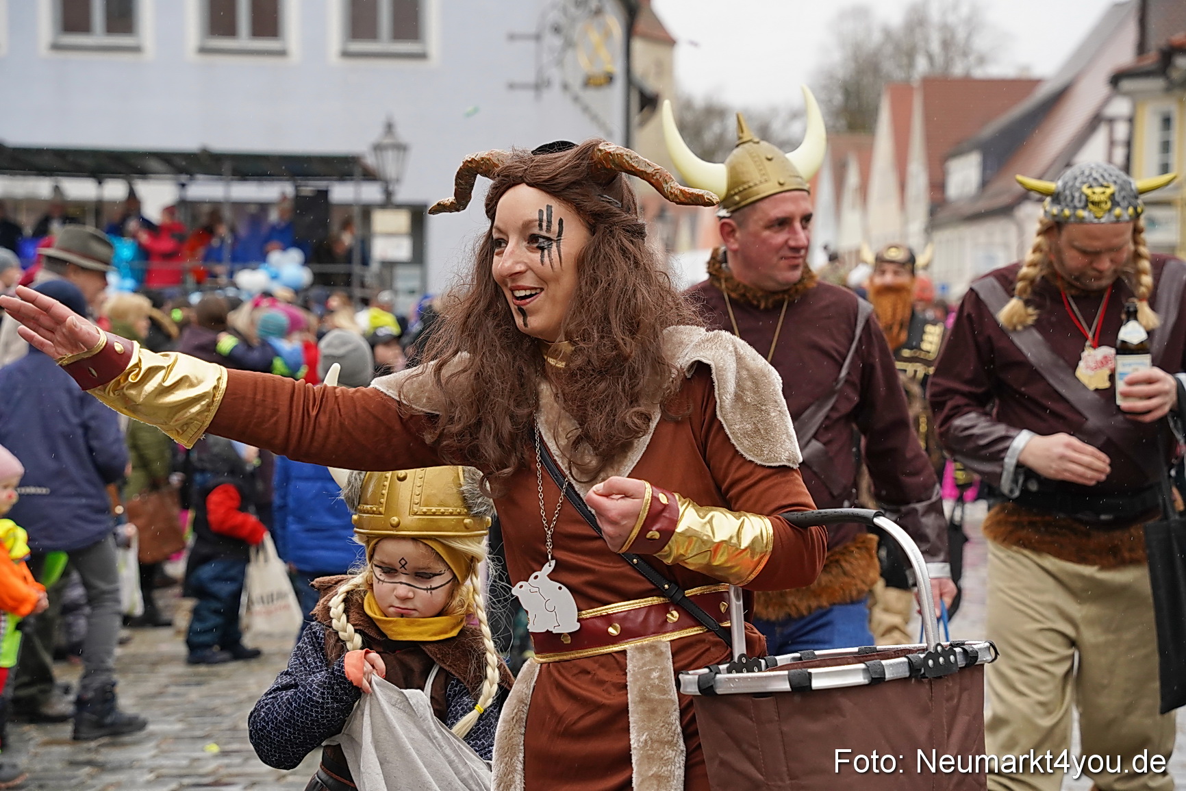 Faschingsumzug Berching 2024 0255