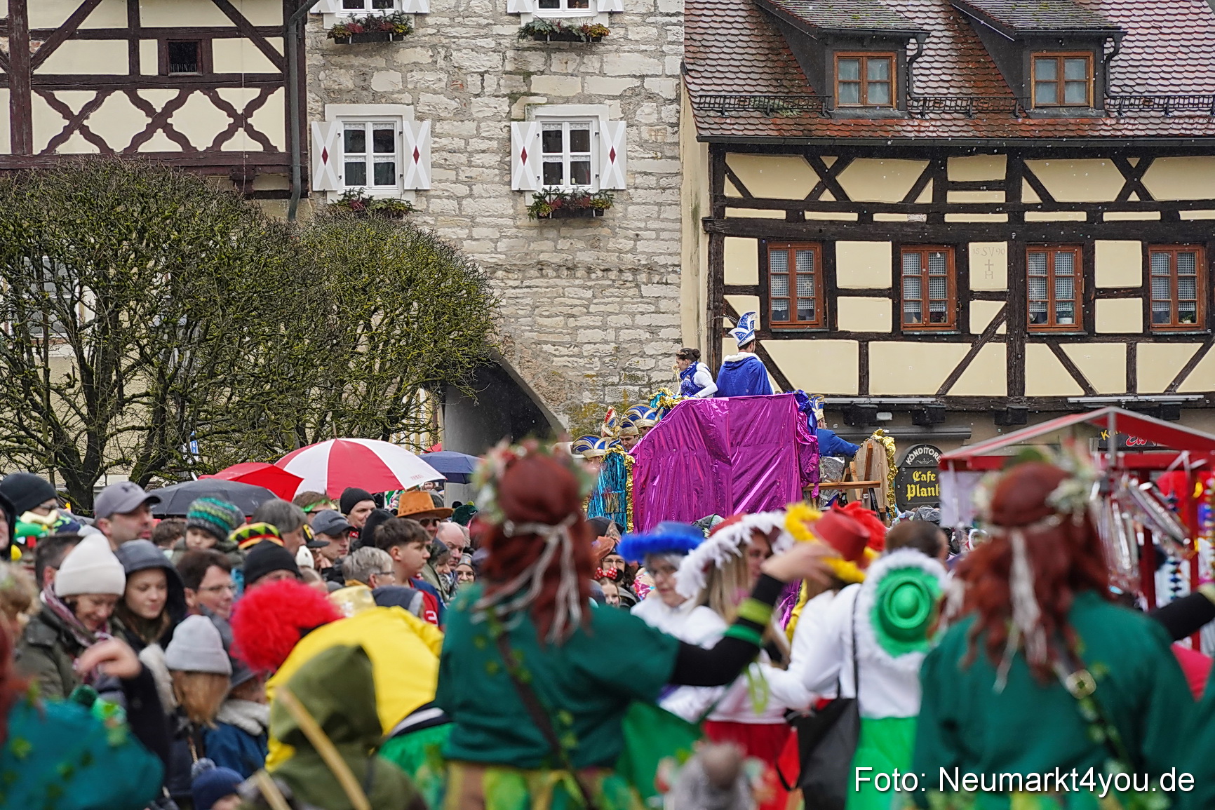 Faschingsumzug Berching 2024 0355