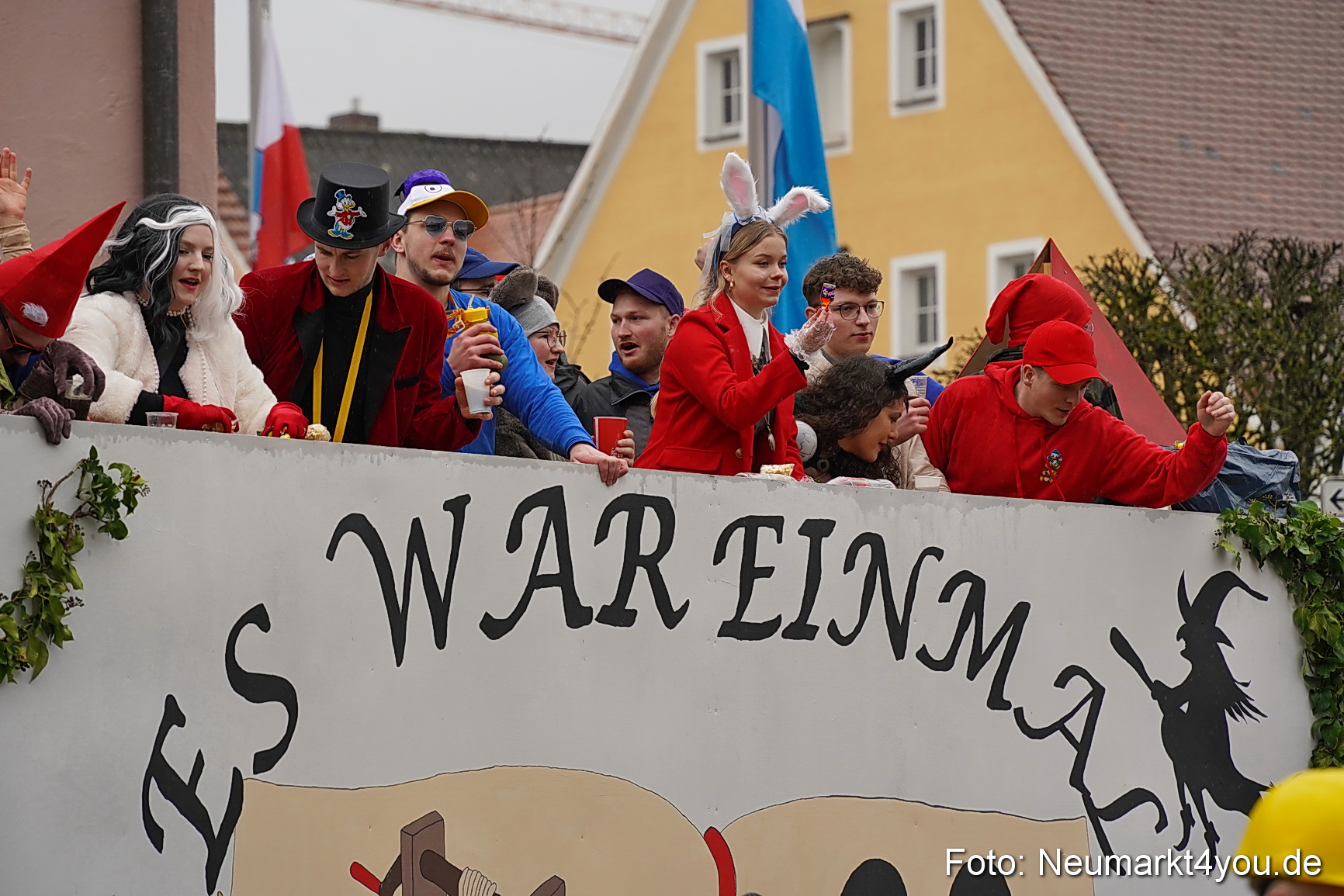 Faschingsumzug Berching 2024 0381
