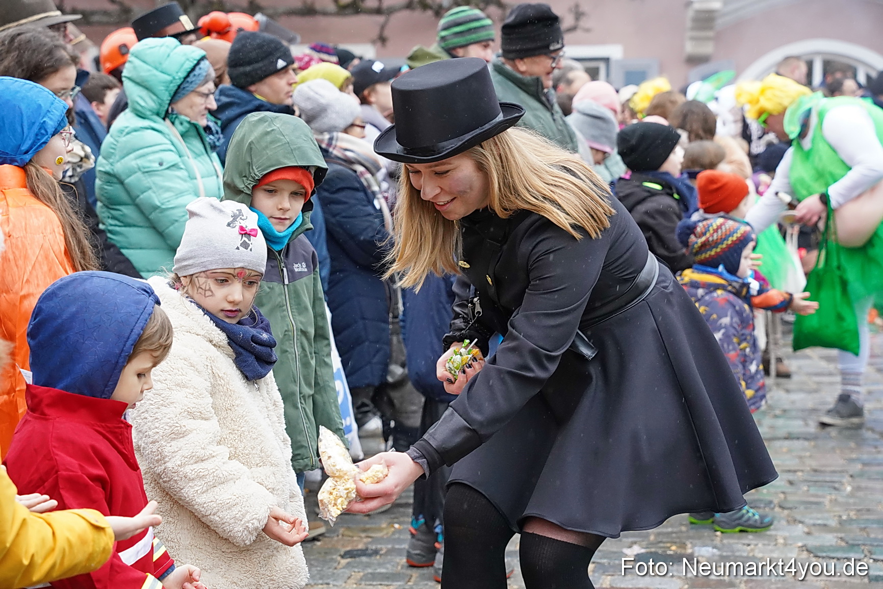 Faschingsumzug Berching 2024 0455