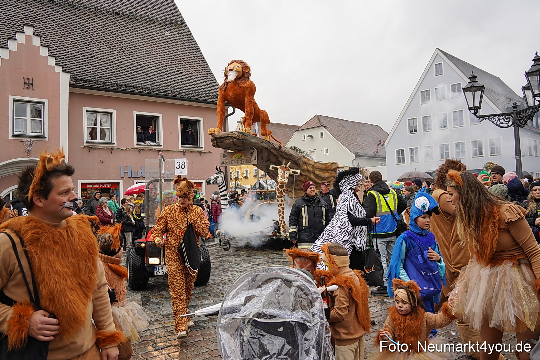 Faschingsumzug Berching 2024 0472