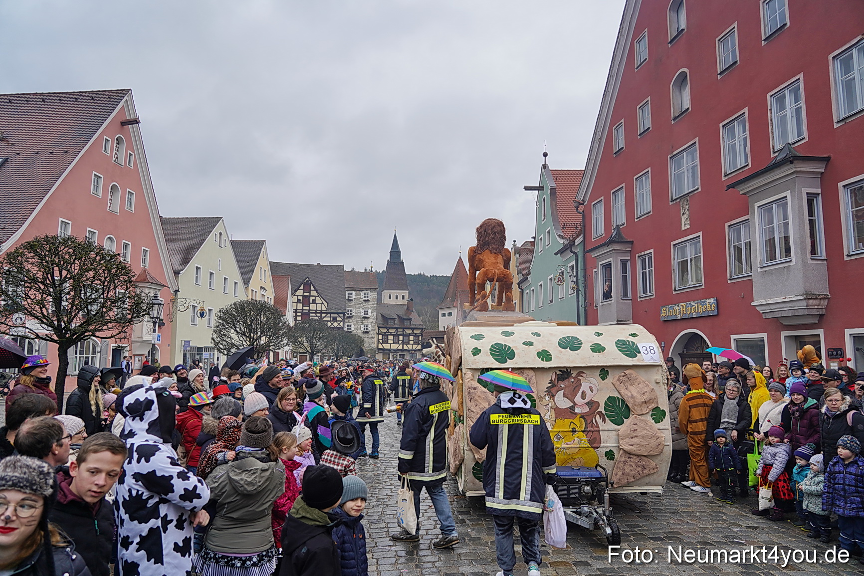 Faschingsumzug Berching 2024 0475