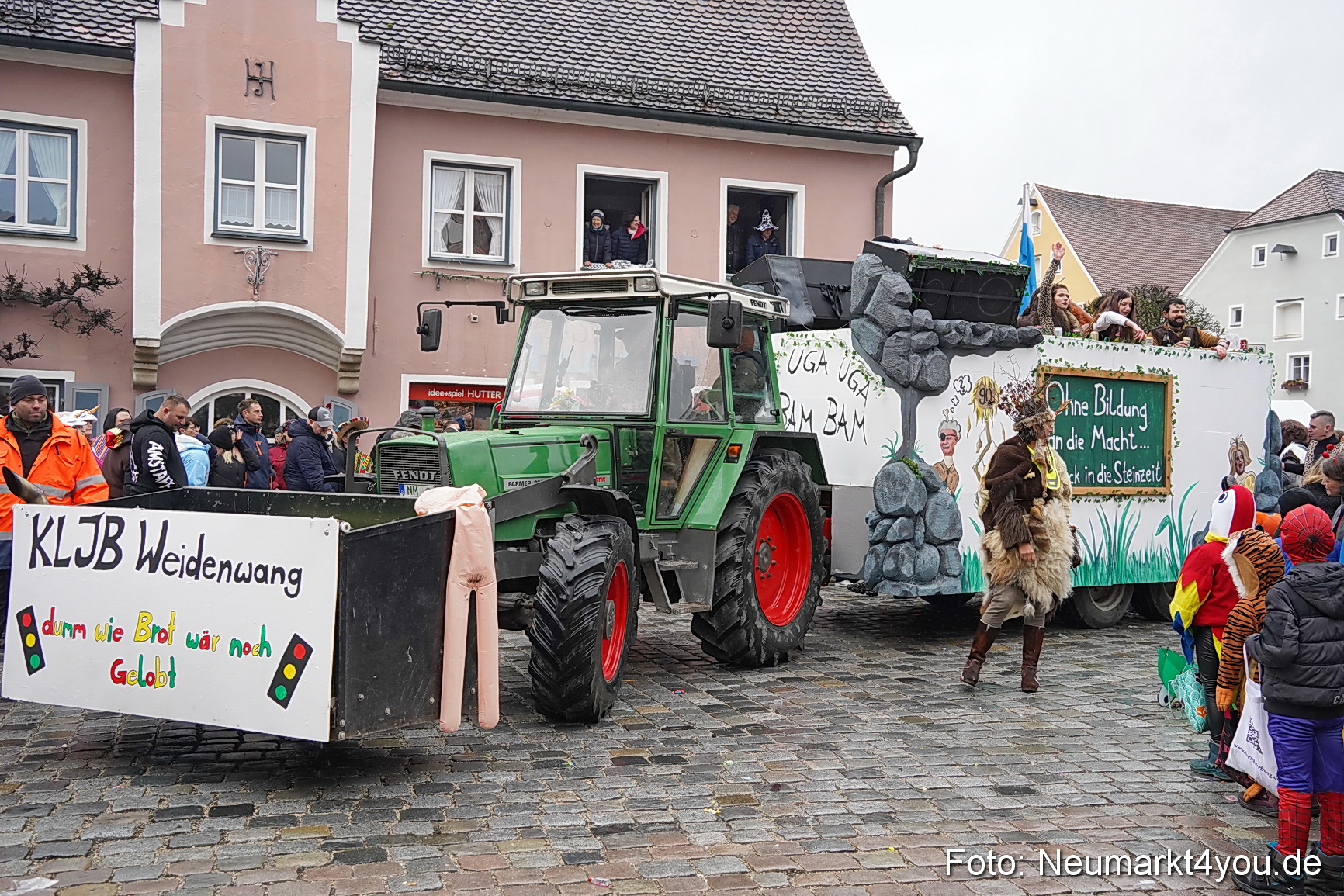 Faschingsumzug Berching 2024 0476