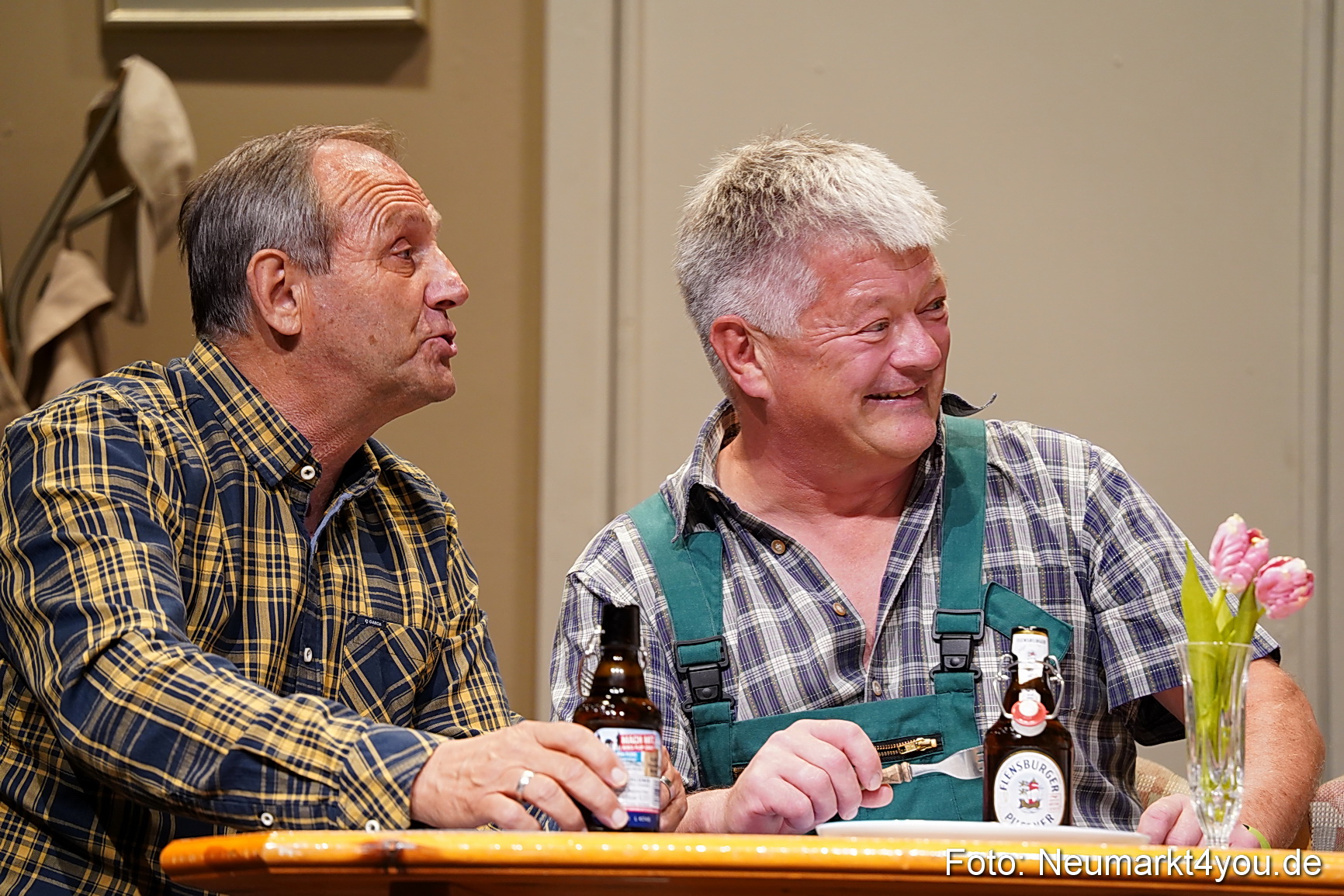 Leberkaes und rote Strapse 2024 0017