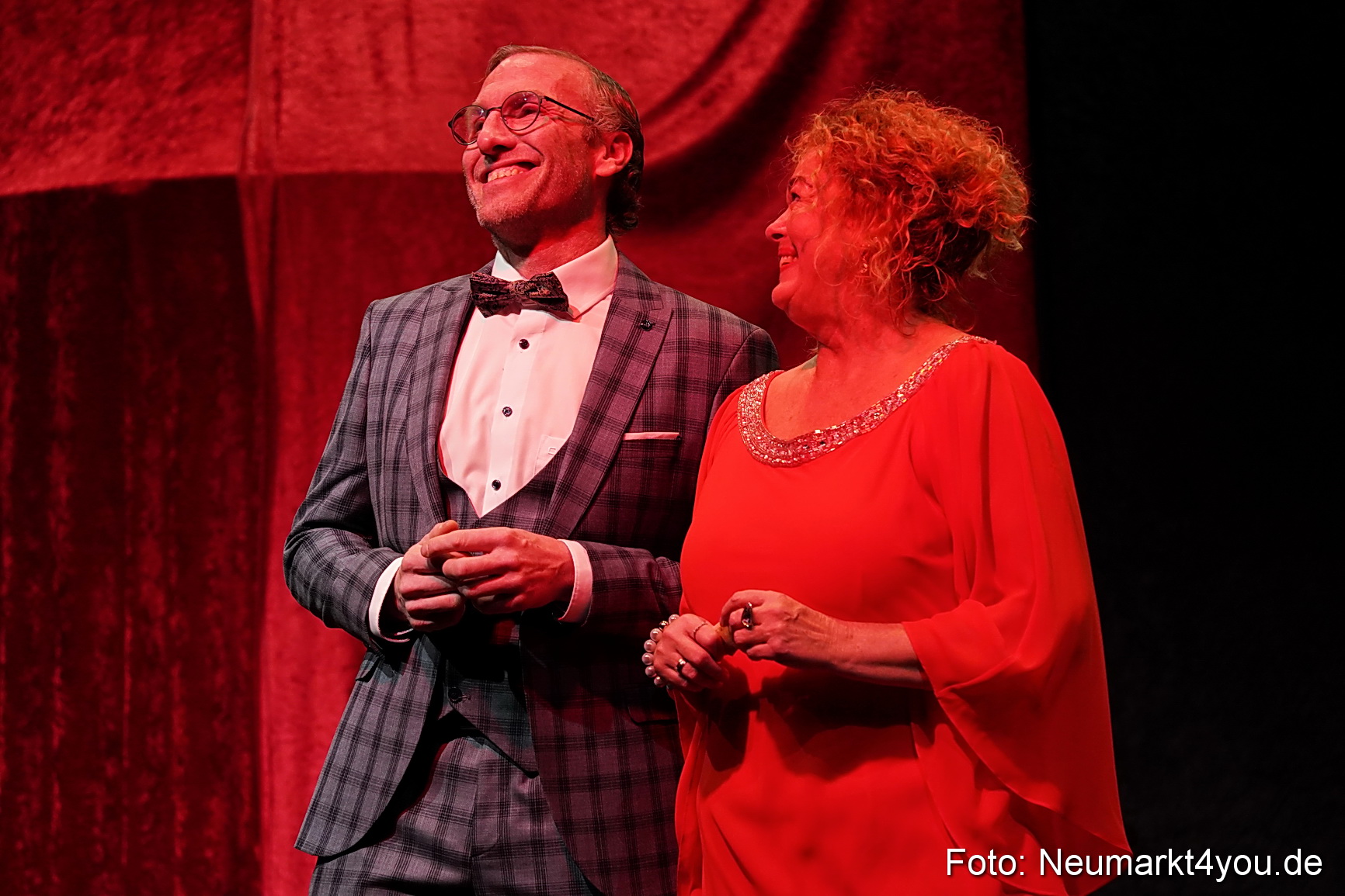 Leberkaes und rote Strapse 2024 0083