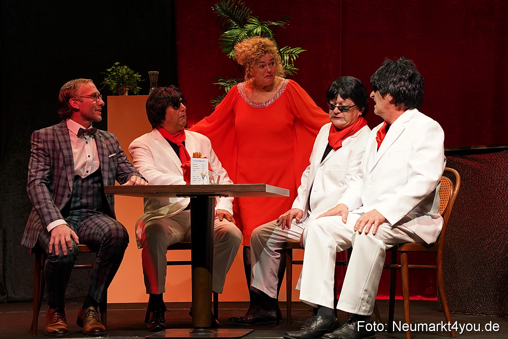 Leberkaes und rote Strapse 2024 0088