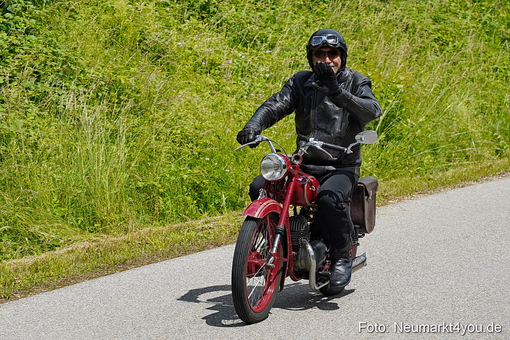 Oldtimertreffen Neumarkt Streckenfotos 0001
