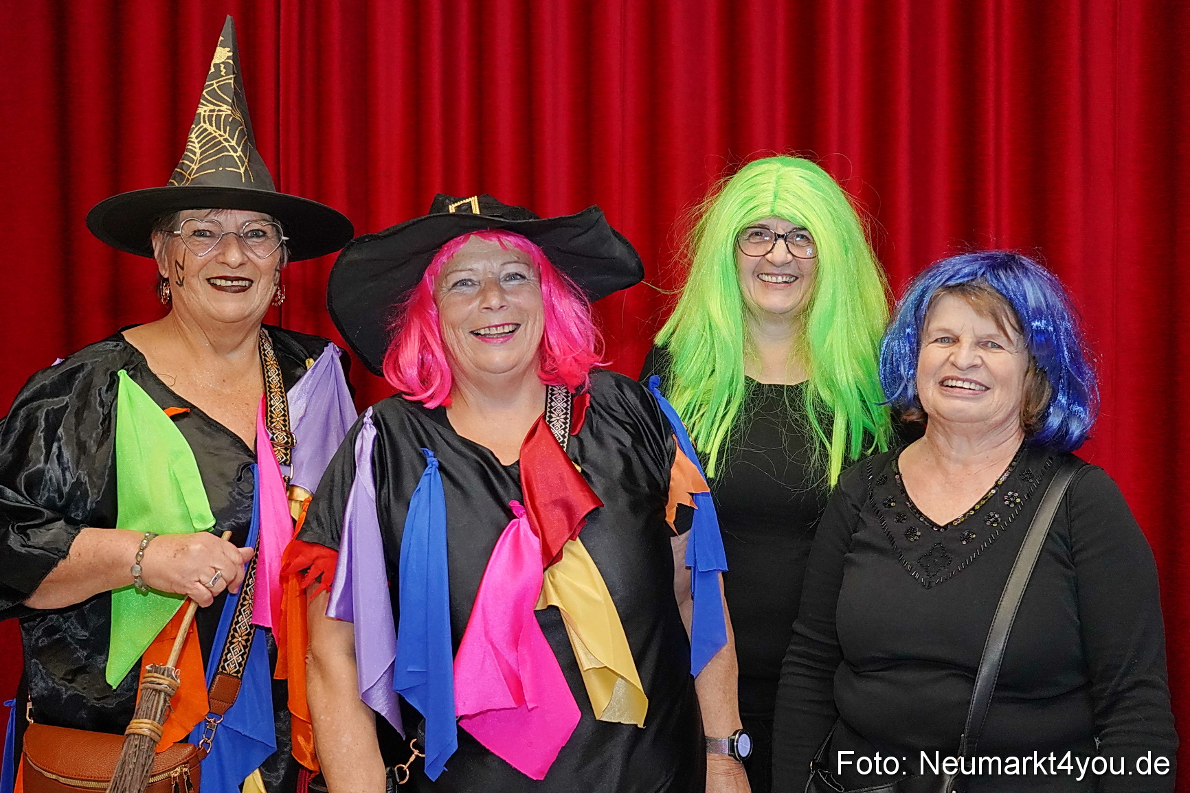 Weiberfasching Neumarkt 2024 0005