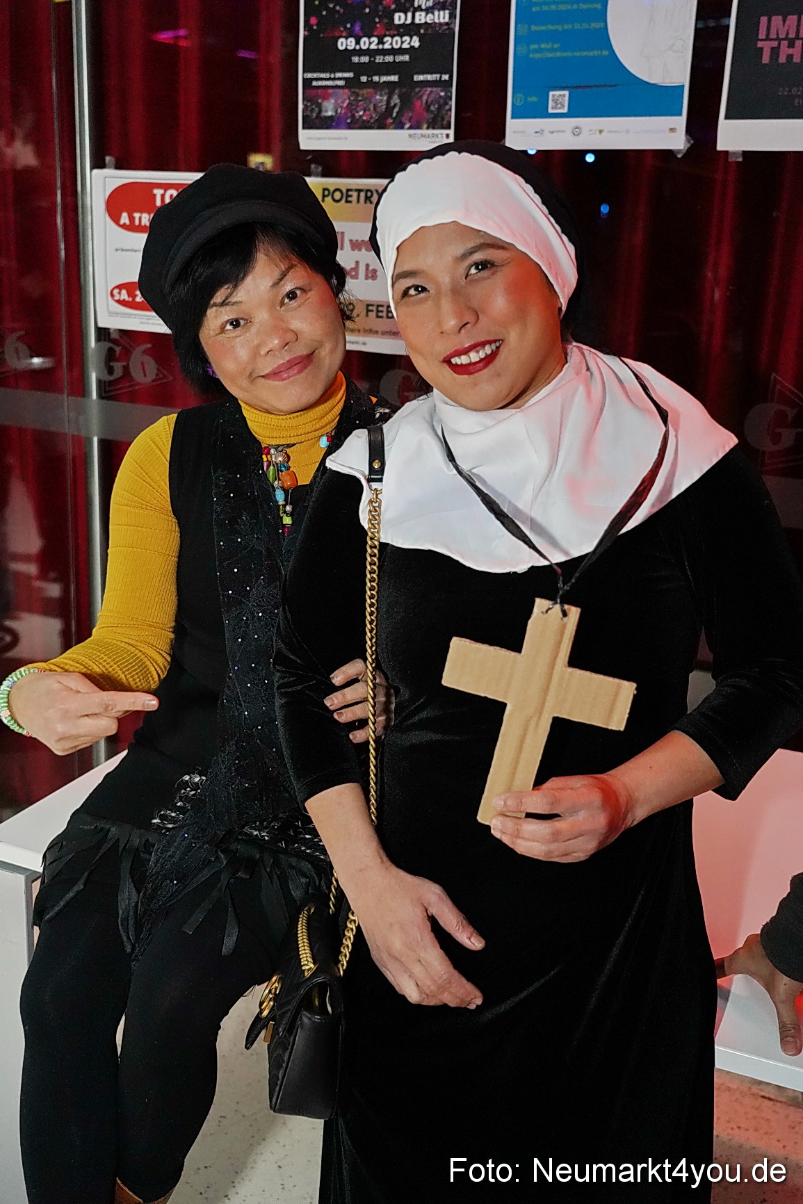 Weiberfasching Neumarkt 2024 0012