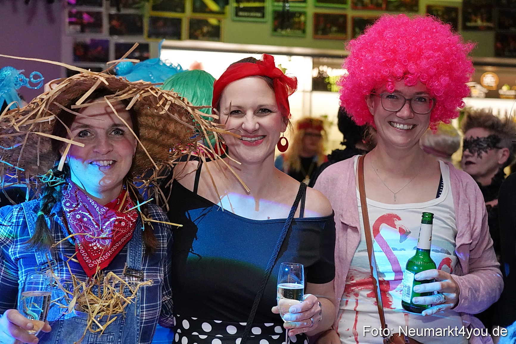 Weiberfasching Neumarkt 2024 0022