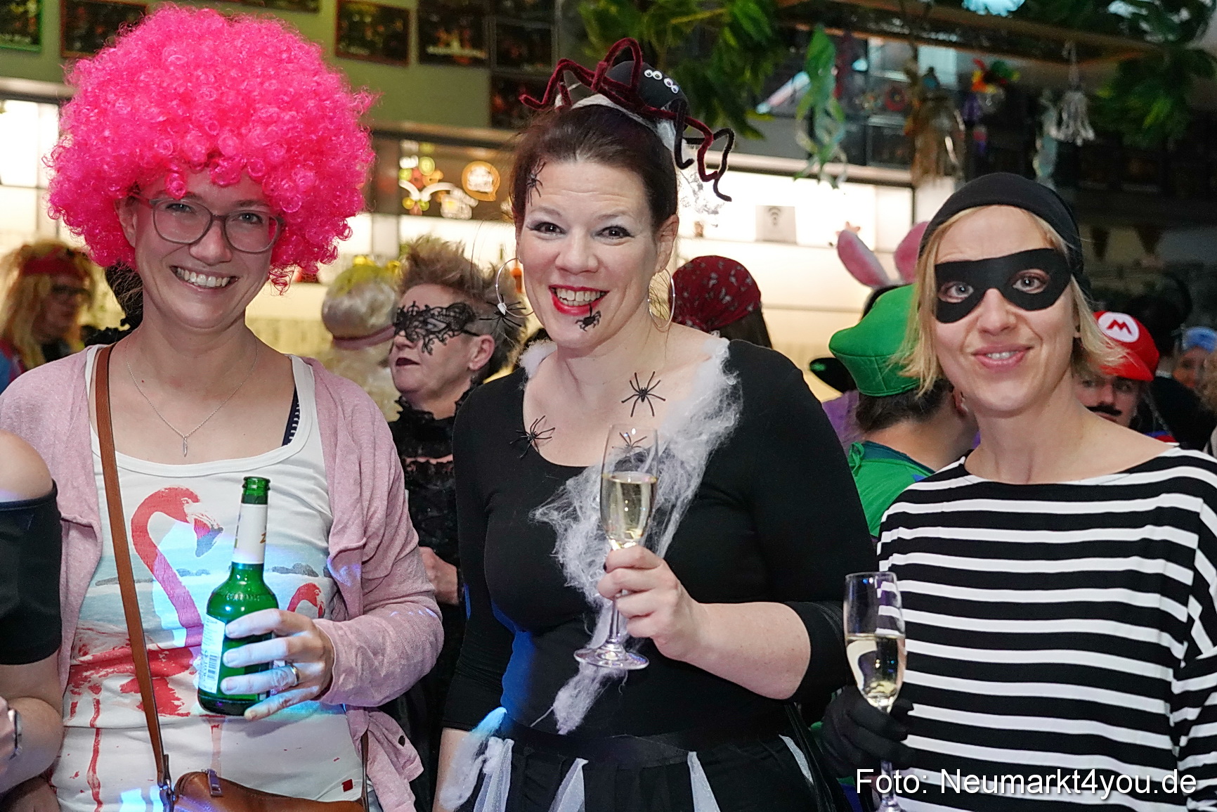 Weiberfasching Neumarkt 2024 0023