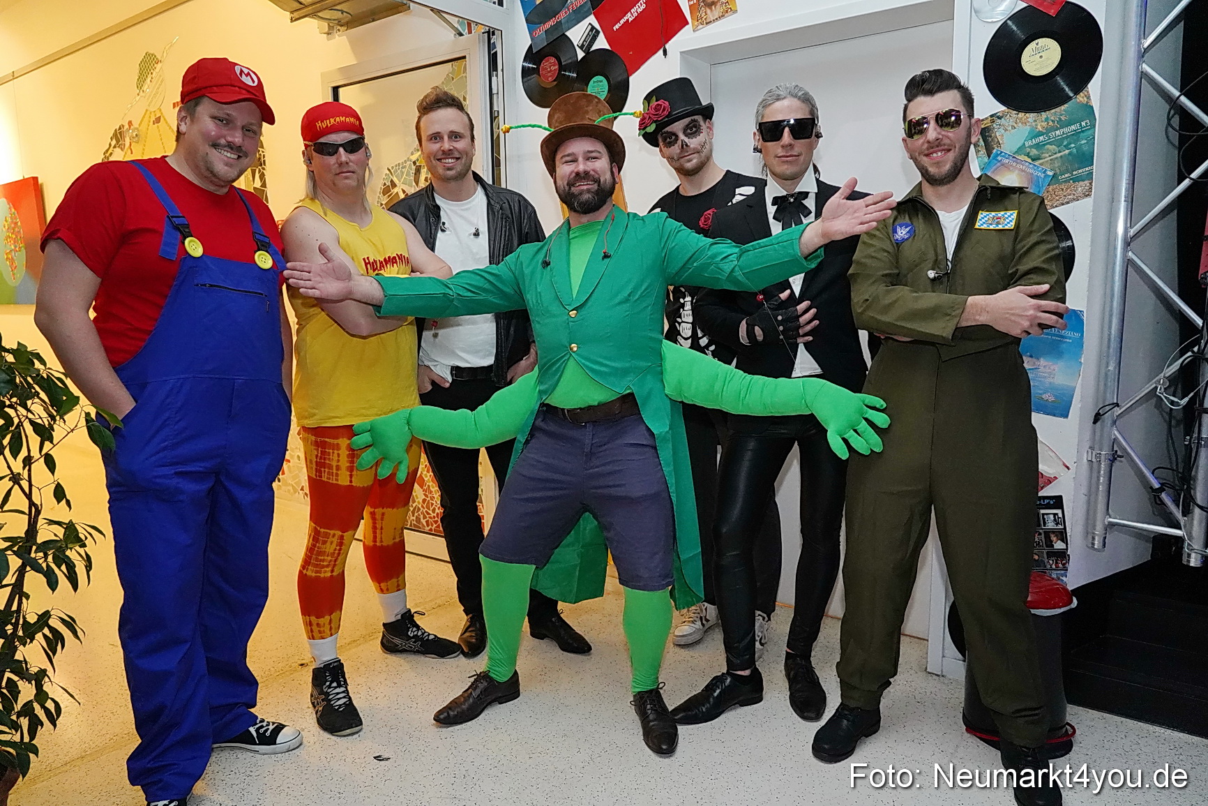 Weiberfasching Neumarkt 2024 0033