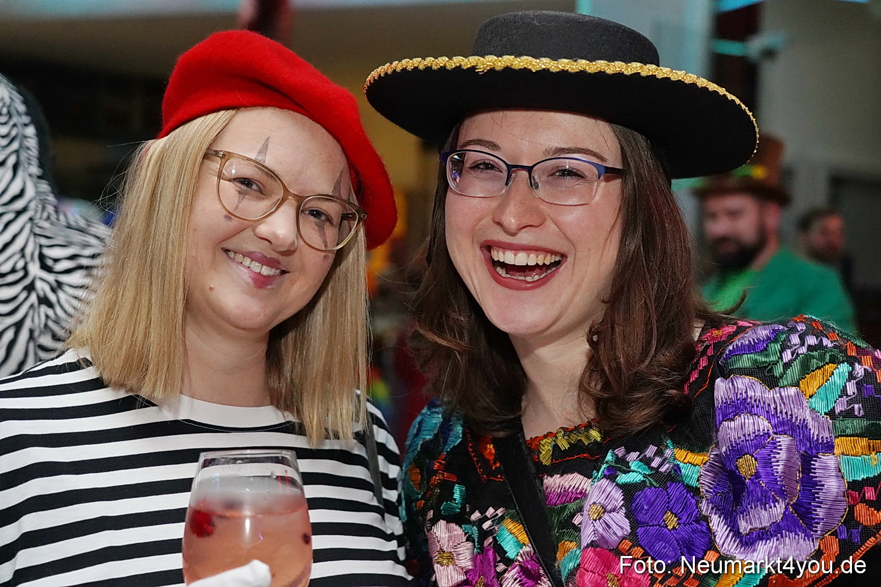 Weiberfasching Neumarkt 2024 0035