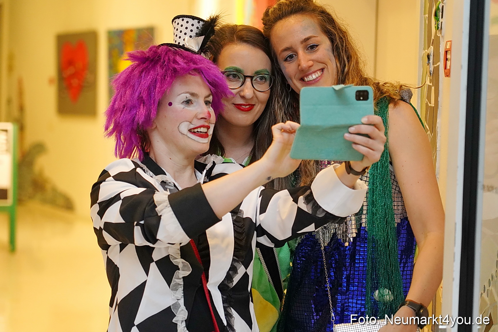 Weiberfasching Neumarkt 2024 0050