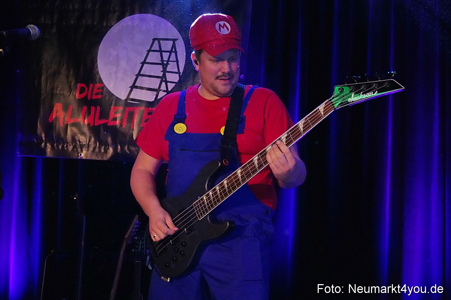 Weiberfasching Neumarkt 2024 0057