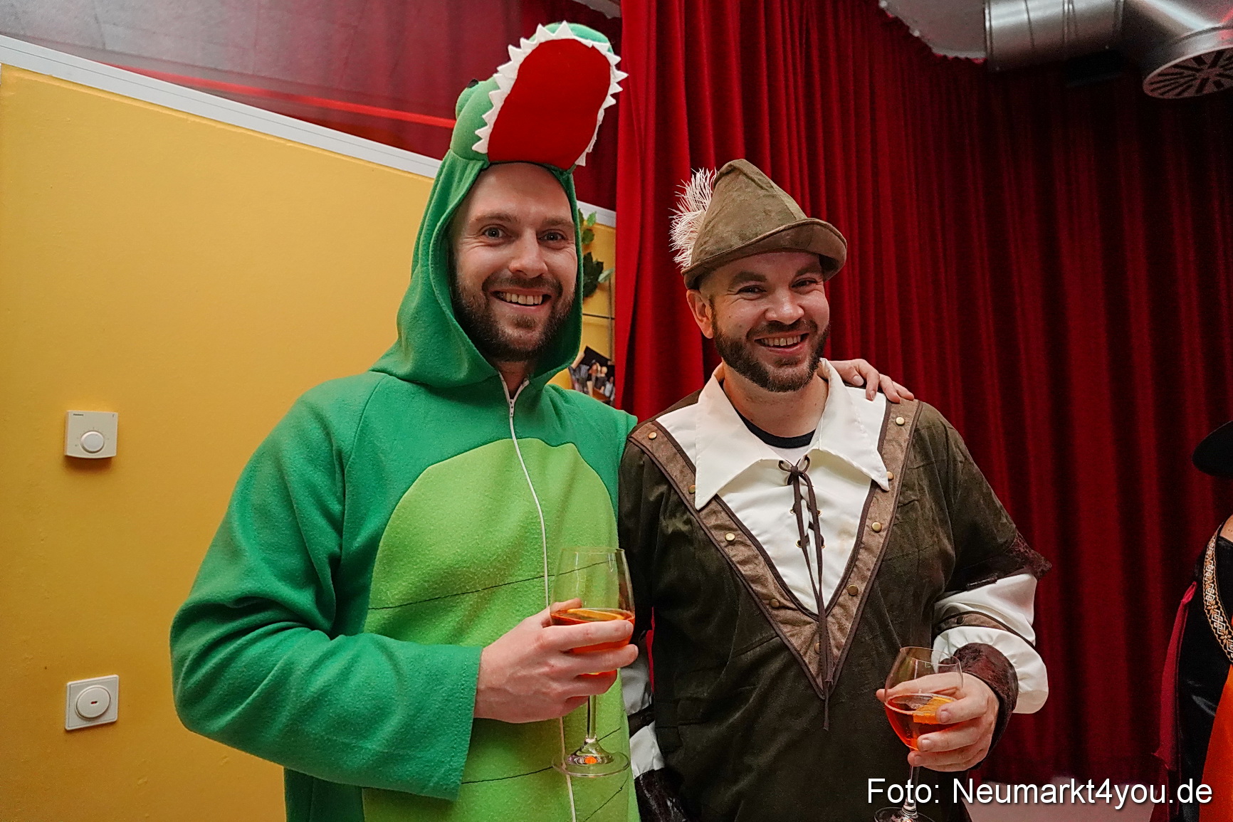 Weiberfasching Neumarkt 2024 0072