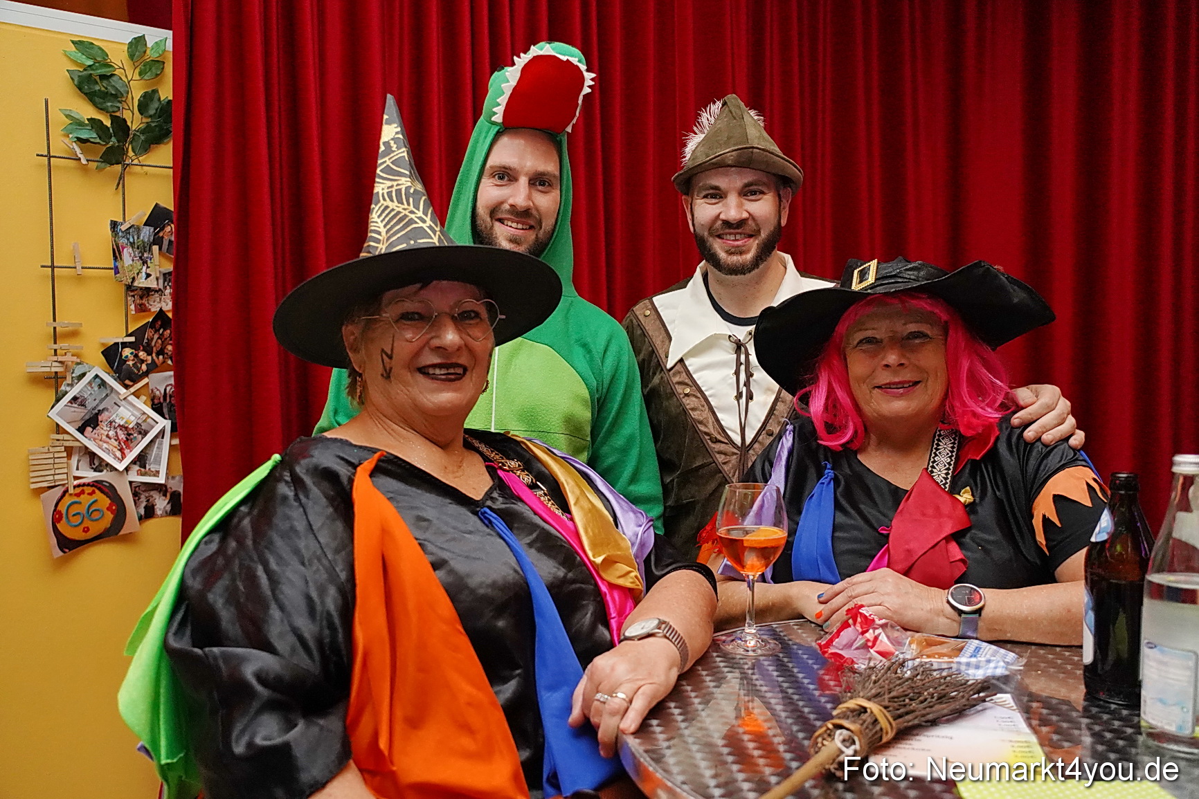 Weiberfasching Neumarkt 2024 0073