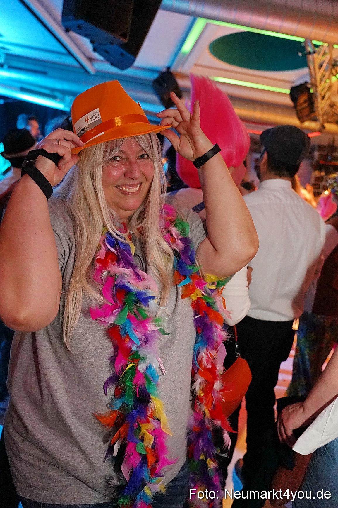 Weiberfasching Neumarkt 2024 0113