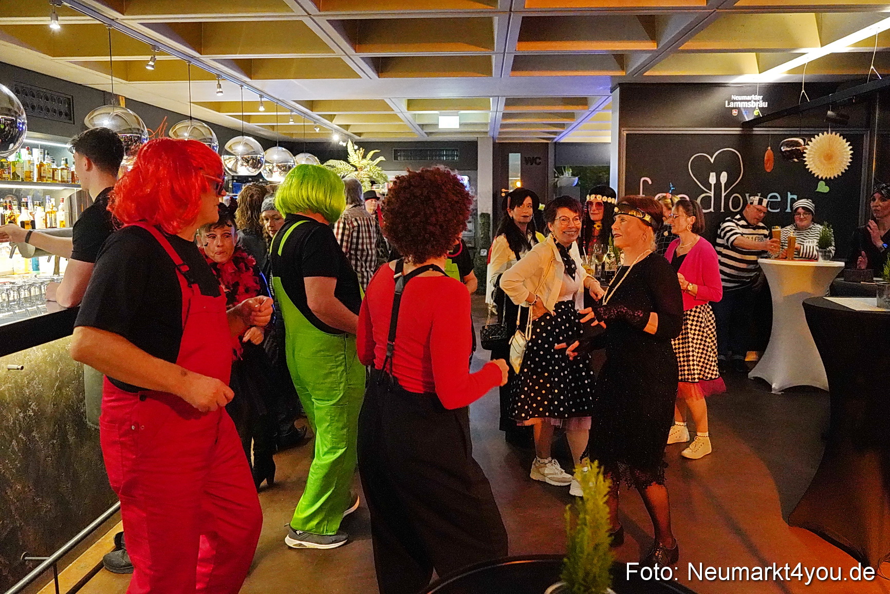 Weiberfasching Neumarkt 2024 0127