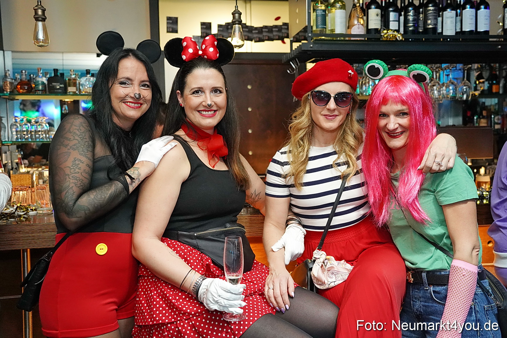 Weiberfasching Neumarkt 2024 0133