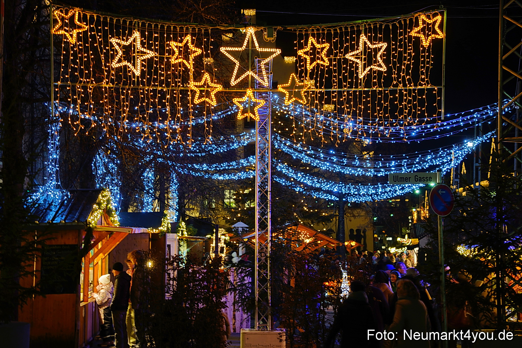 Eroeffnung Weihnachtsmarkt Neumarkt 2025 0005