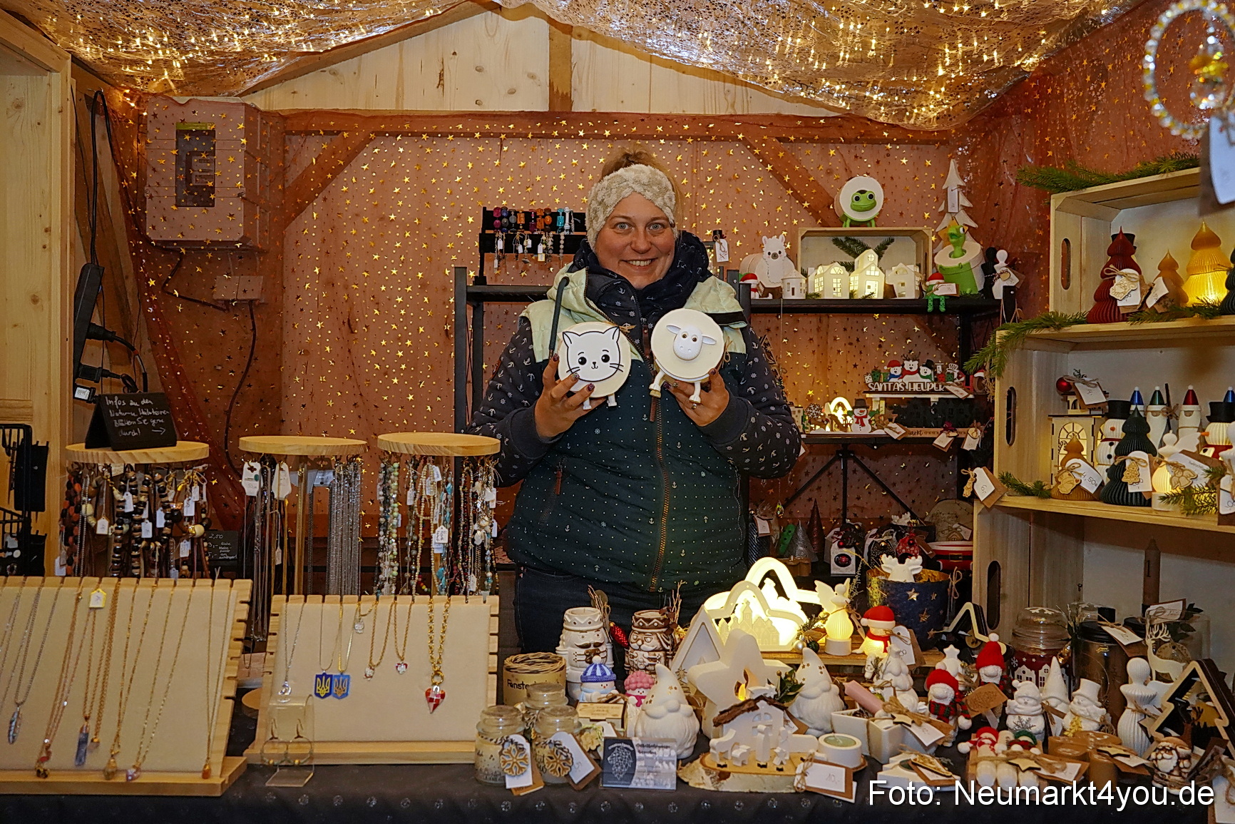 Eroeffnung Weihnachtsmarkt Neumarkt 2025 0033