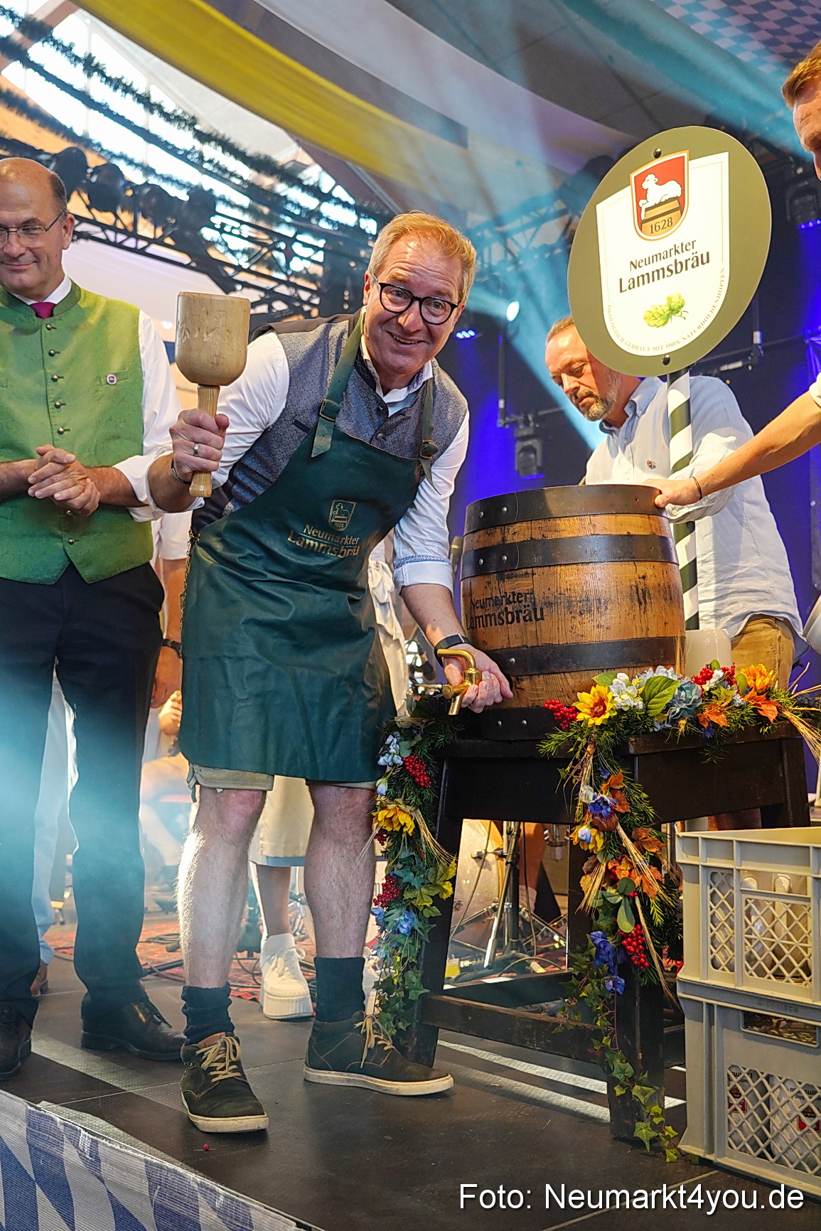 JURA Volksfest Anzapfen 0004