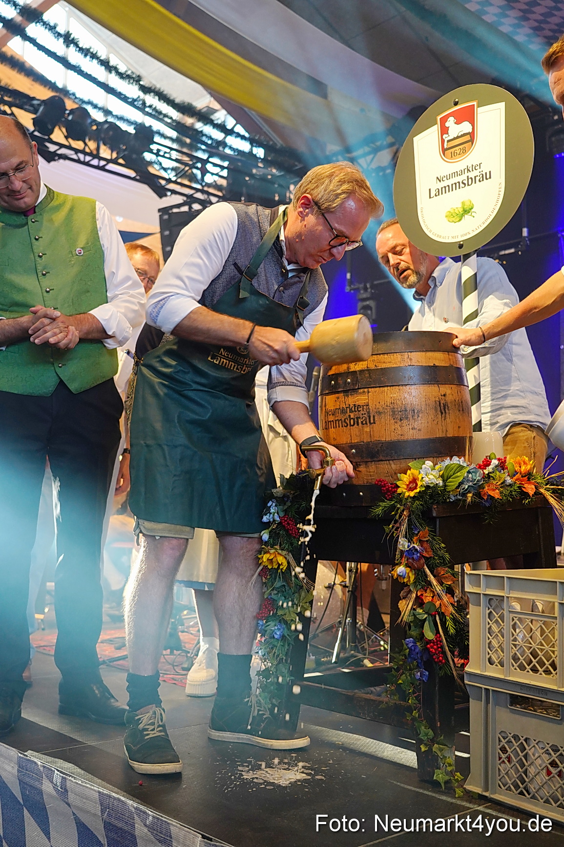 JURA Volksfest Anzapfen 0008